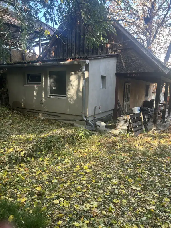 Eladó családi ház, Piliscsév 2 szoba 45 m² 21.5 M Ft